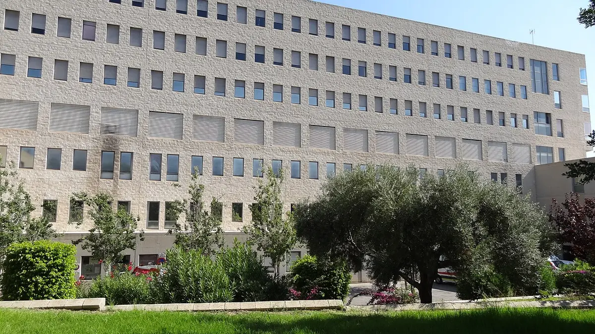 Edificio del Hospital de San Juan de Alicante (Sant Joan d'Alacant)